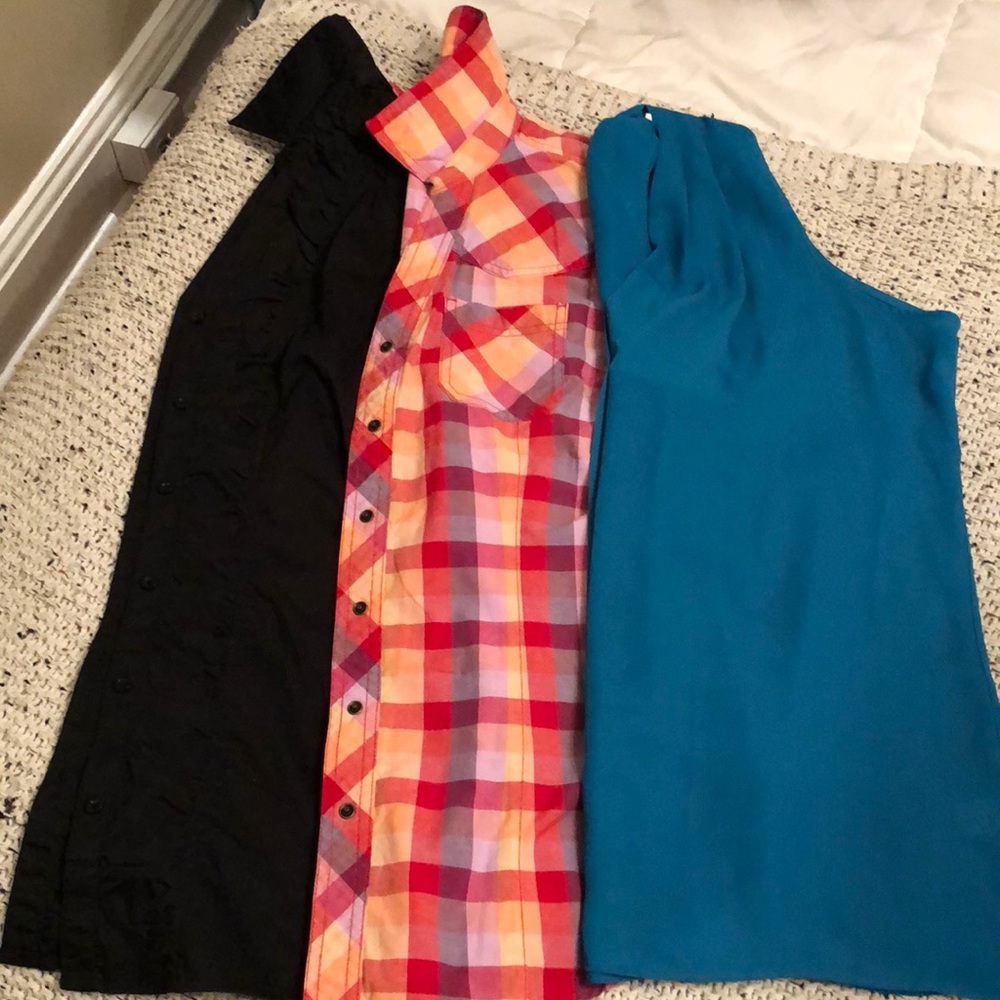 Sleeveless blouse bundle